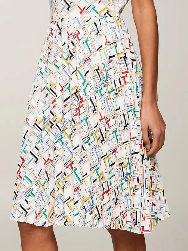 Knielanges Hemdkleid mit Faltenrock