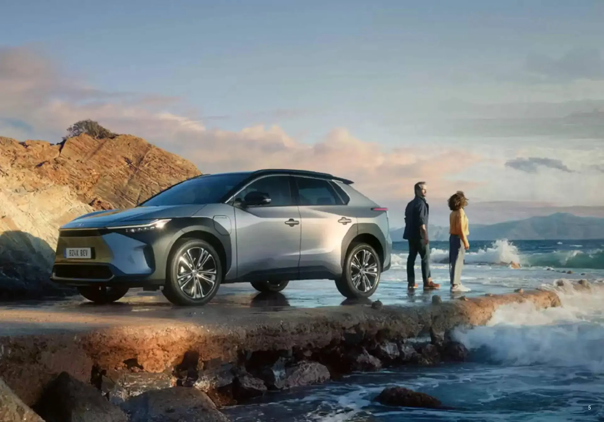 Toyota Prospekt von 10. Dezember bis 10. Dezember 2025 - Prospekt seite 5