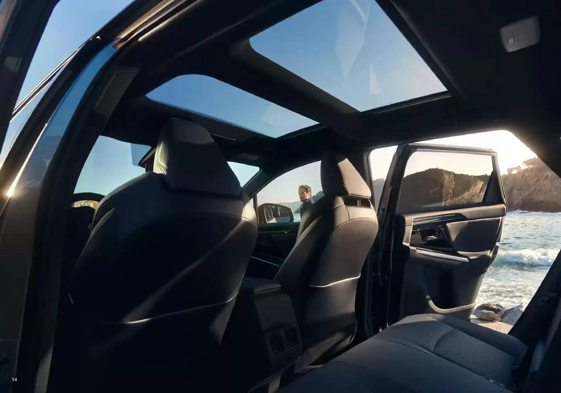 Toyota Prospekt von 10. Dezember bis 10. Dezember 2025 - Prospekt seite 14