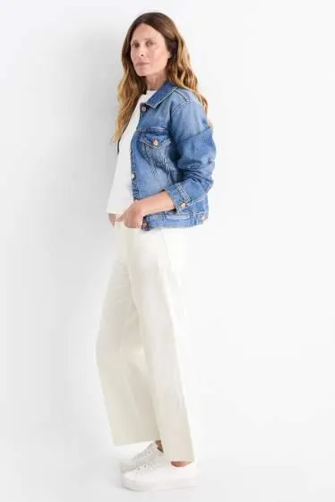 Cropped wide leg jeans - mid-rise waist