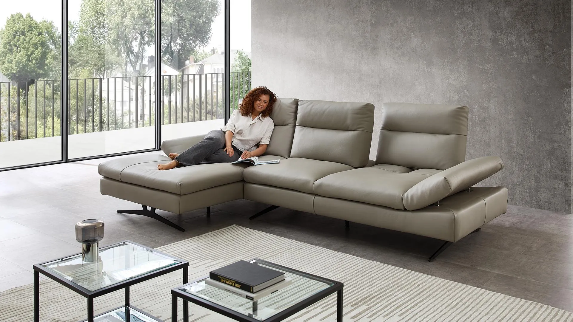 Cuoio Ecksofa Letizia mit manueller Sitztiefenverstellung in Leder