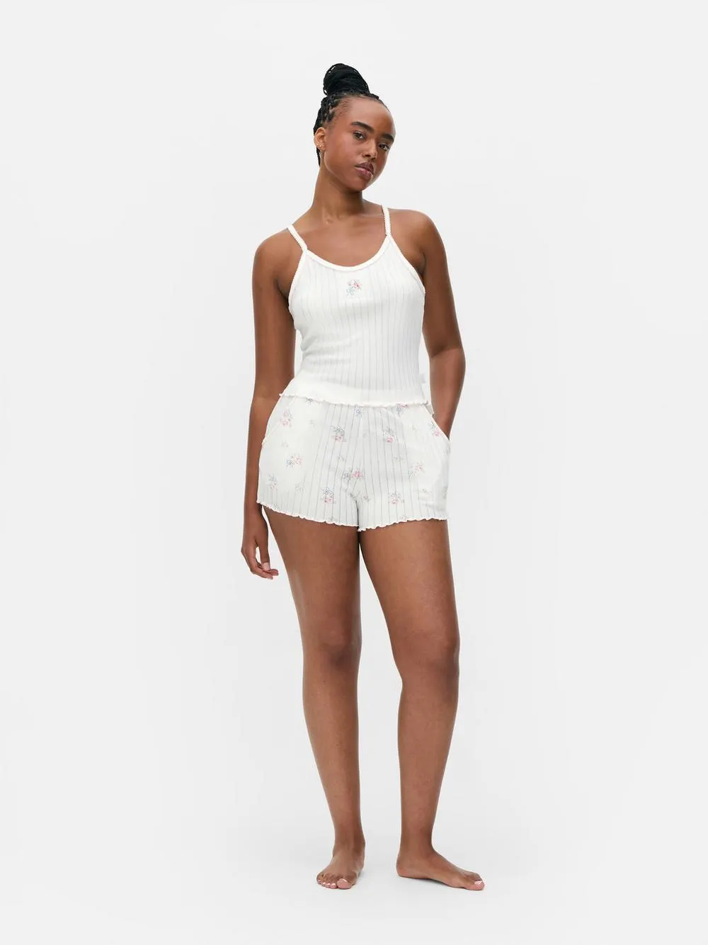 Pointelle-Tanktop mit Blumenstickerei