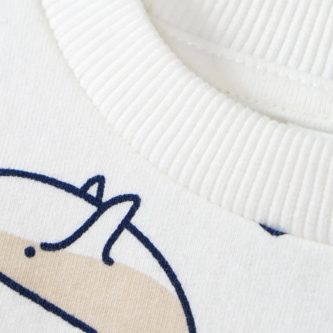 Newborn Sweatshirt mit Wal-Motiven allover