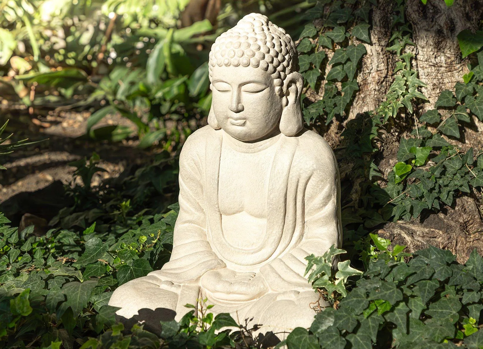 Sitzender Buddha groß 38x25x50cm Sand