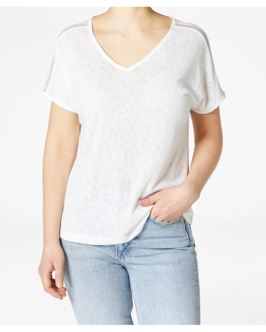 Weißes T-Shirt mit Fledermausärmeln