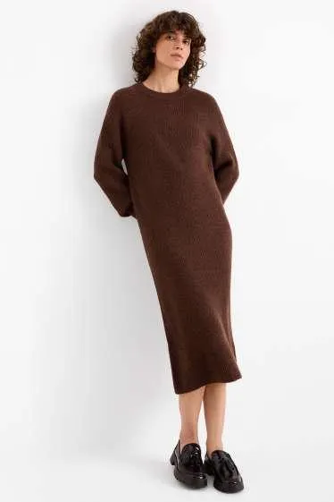Knitted dress - ribbed