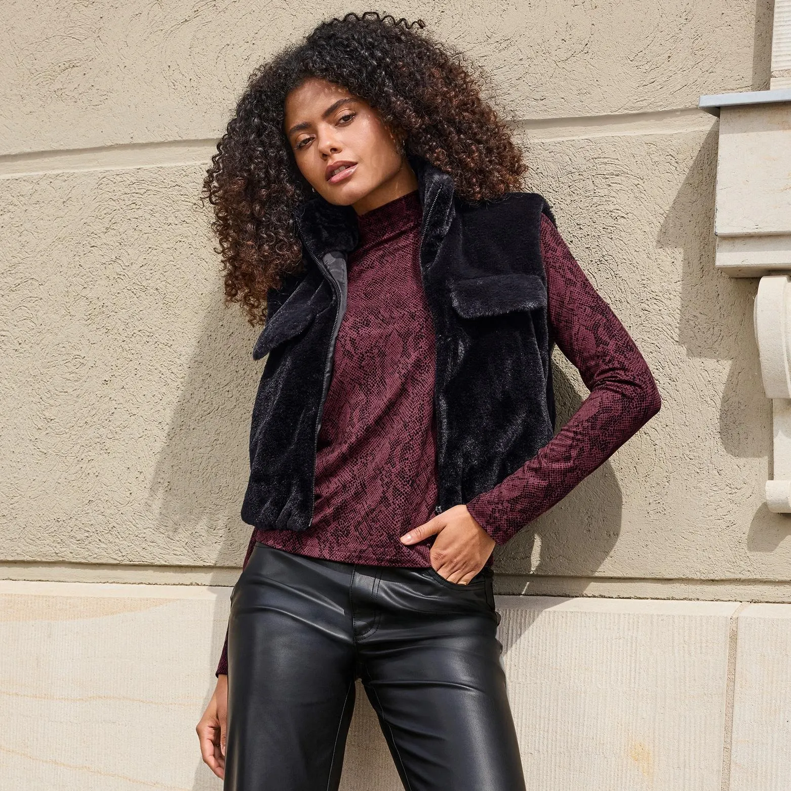 Damen-Outdoor-Kunstfell-Weste mit Reißverschluss