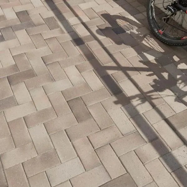 Galanda Pflasterk. Hiddensee beige-grau-bunt, mit Fase