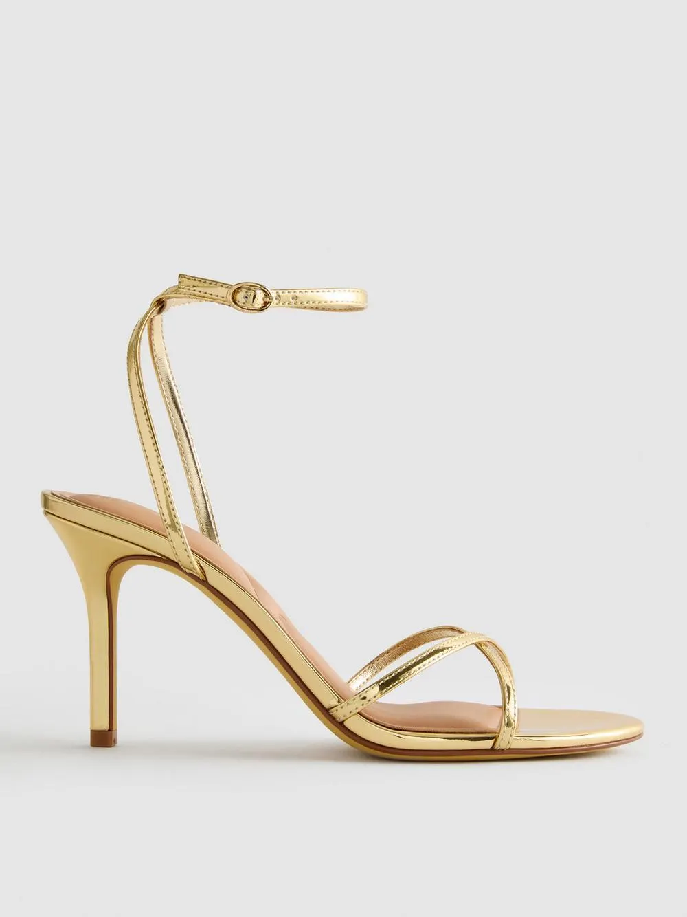 Minimalistische Sandalen mit Absatz