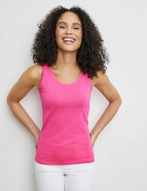 Basic top van duurzaam en elastisch katoen met stretch