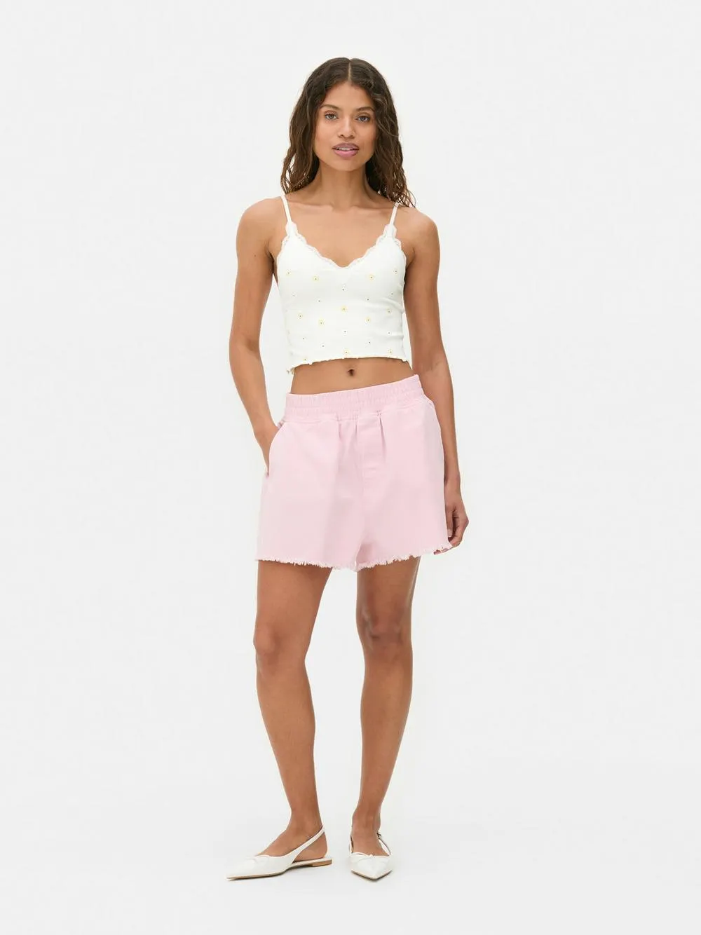 Nahtloses, geripptes Trägertop mit Spitzenbesatz