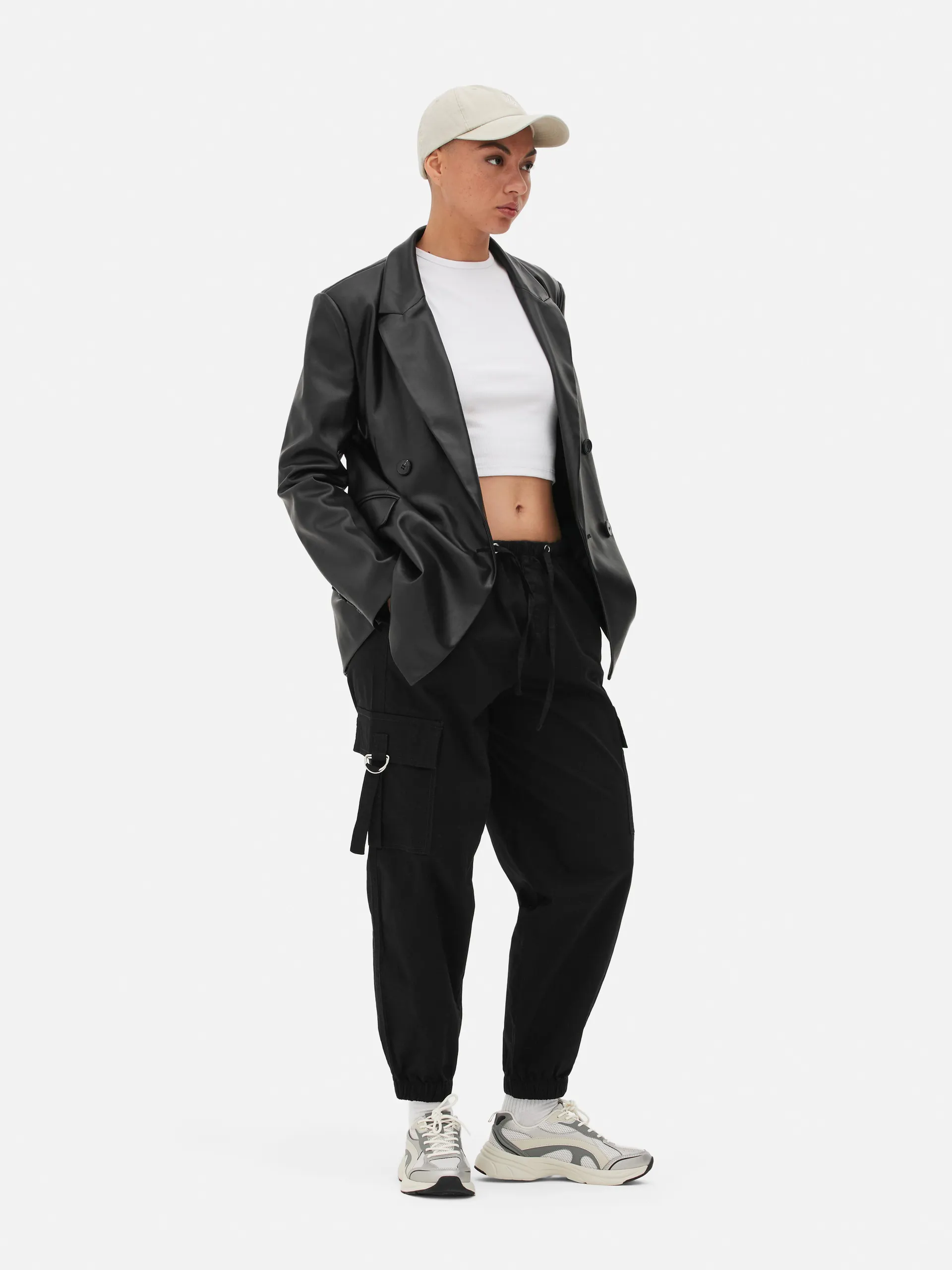 Doppelreihiger Blazer aus Kunstleder