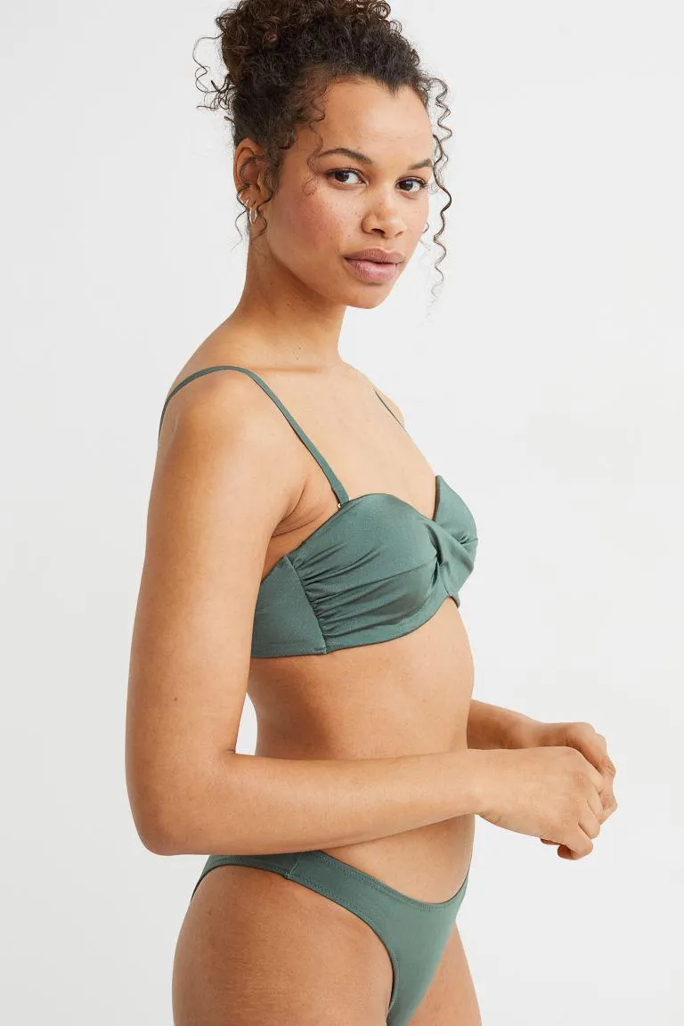 Balconette-Bikinitop