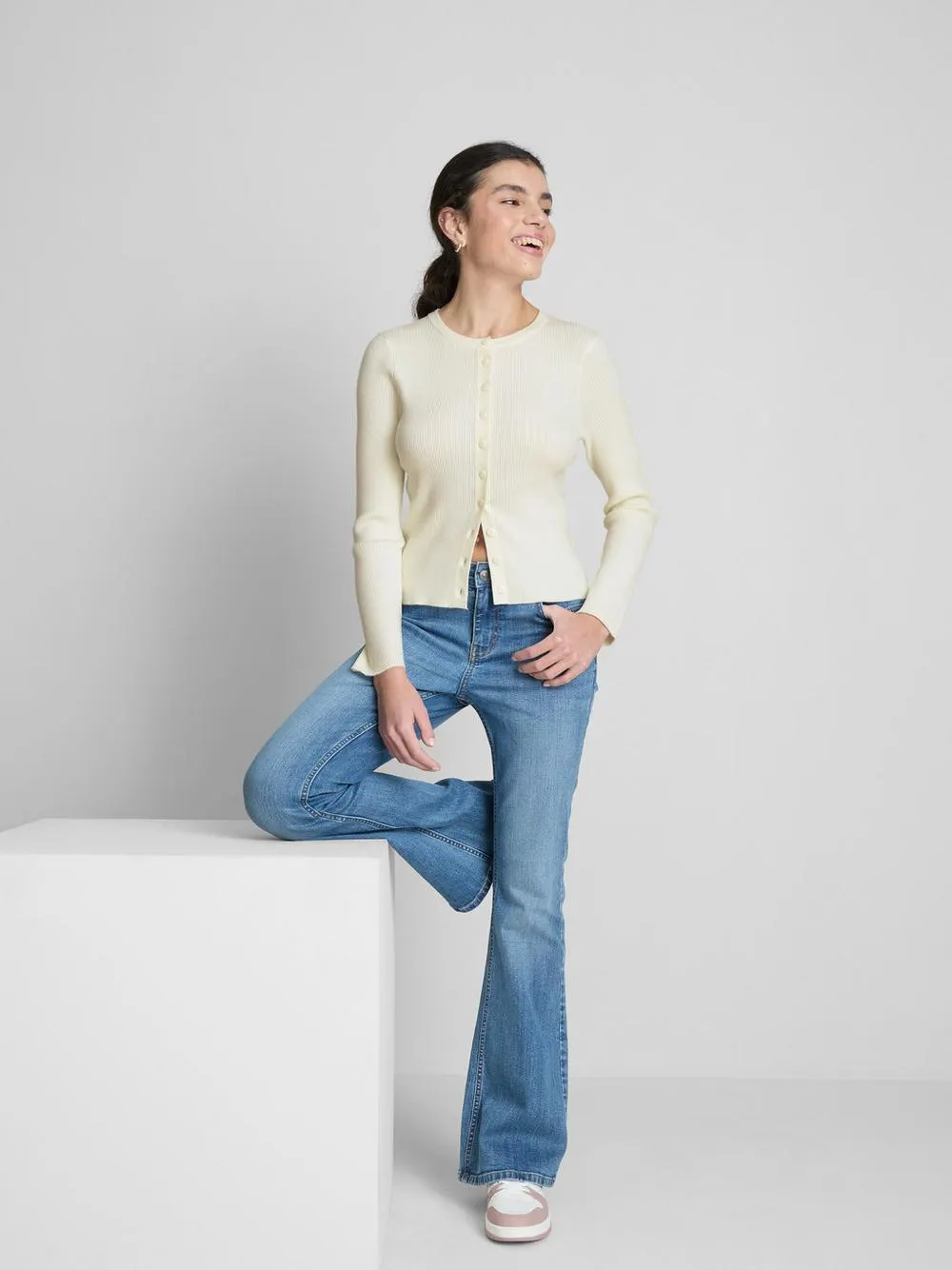 Essential-Cardigan mit Knopfleiste