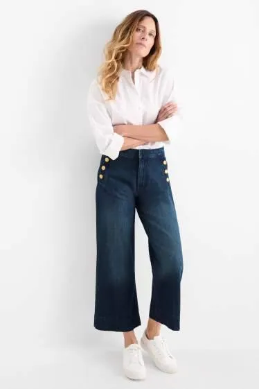 Cropped wide leg jeans - mid-rise waist