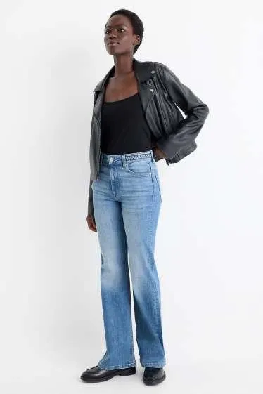 Flared jeans - mid-rise waist - LYCRA®