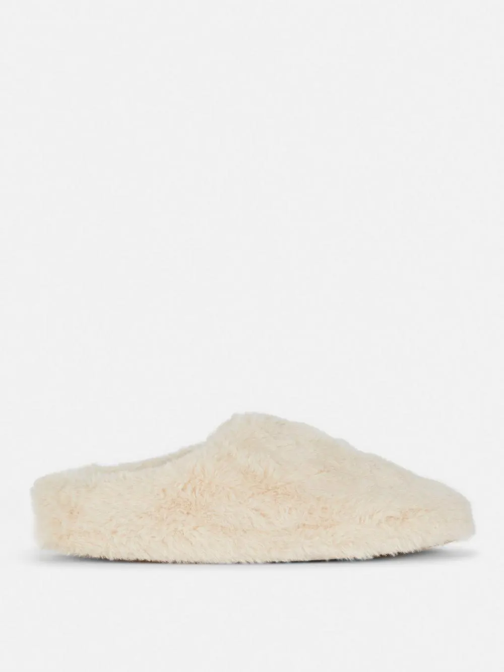 Flauschige Hausschuhe