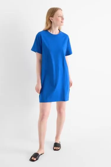 T-shirt dress