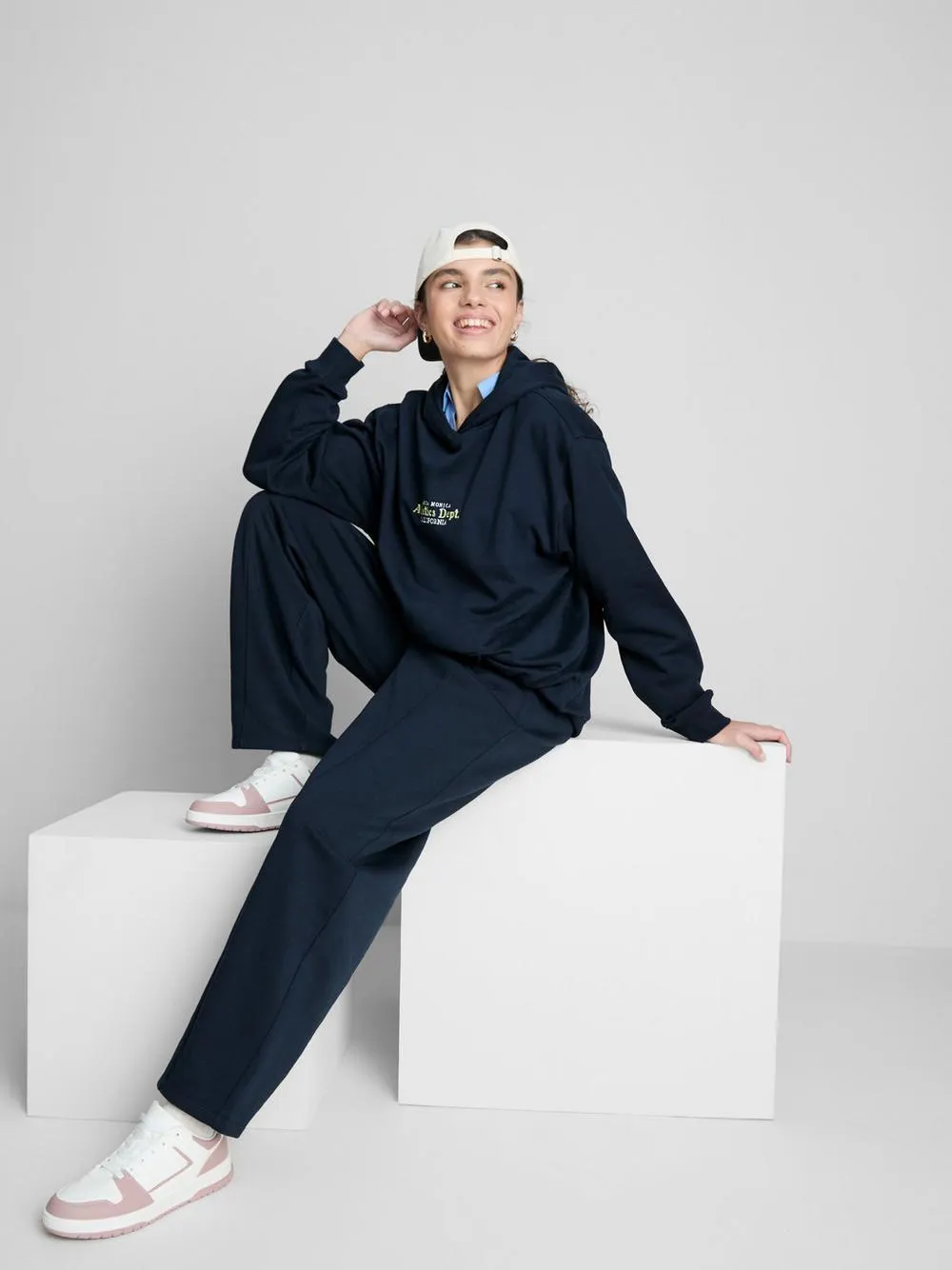 Jogginghose im Barrel-Fit mit doppeltem Bund