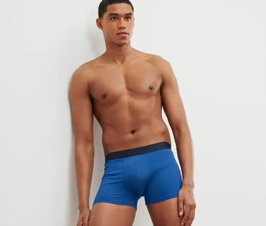 4 Slipboxer, blau, Alloverprint und grau