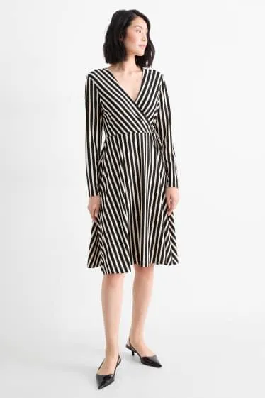 Wrap dress - striped