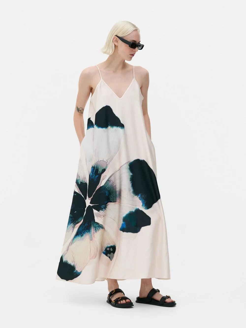 „The Edit“ Maxikleid mit Blumenmuster