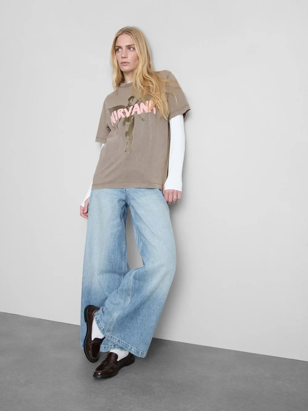 T-Shirt mit „Nirvana“ Folien-Print