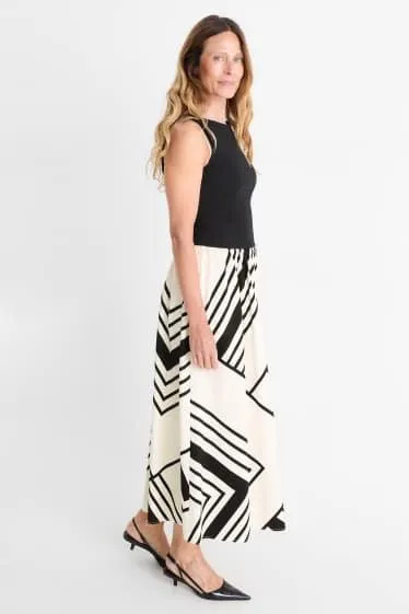 Fit & flare dress - patterned