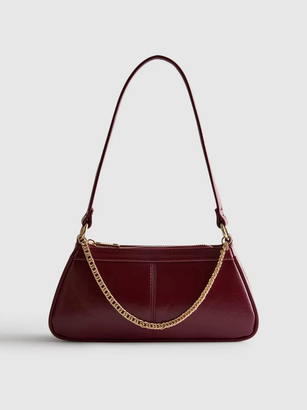 Umhängetasche in glänzender Optik