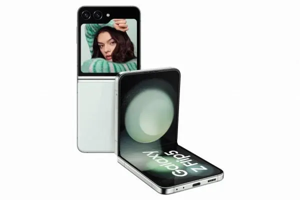 Samsung Galaxy Z Flip5 (512GB) Smartphone mint - Zum Preis der kleinen Speichervariante vorbestellen und größere Speichervariante erhalten