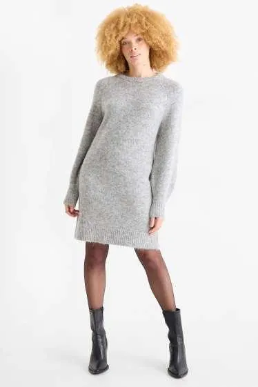 Knitted dress - straight fit