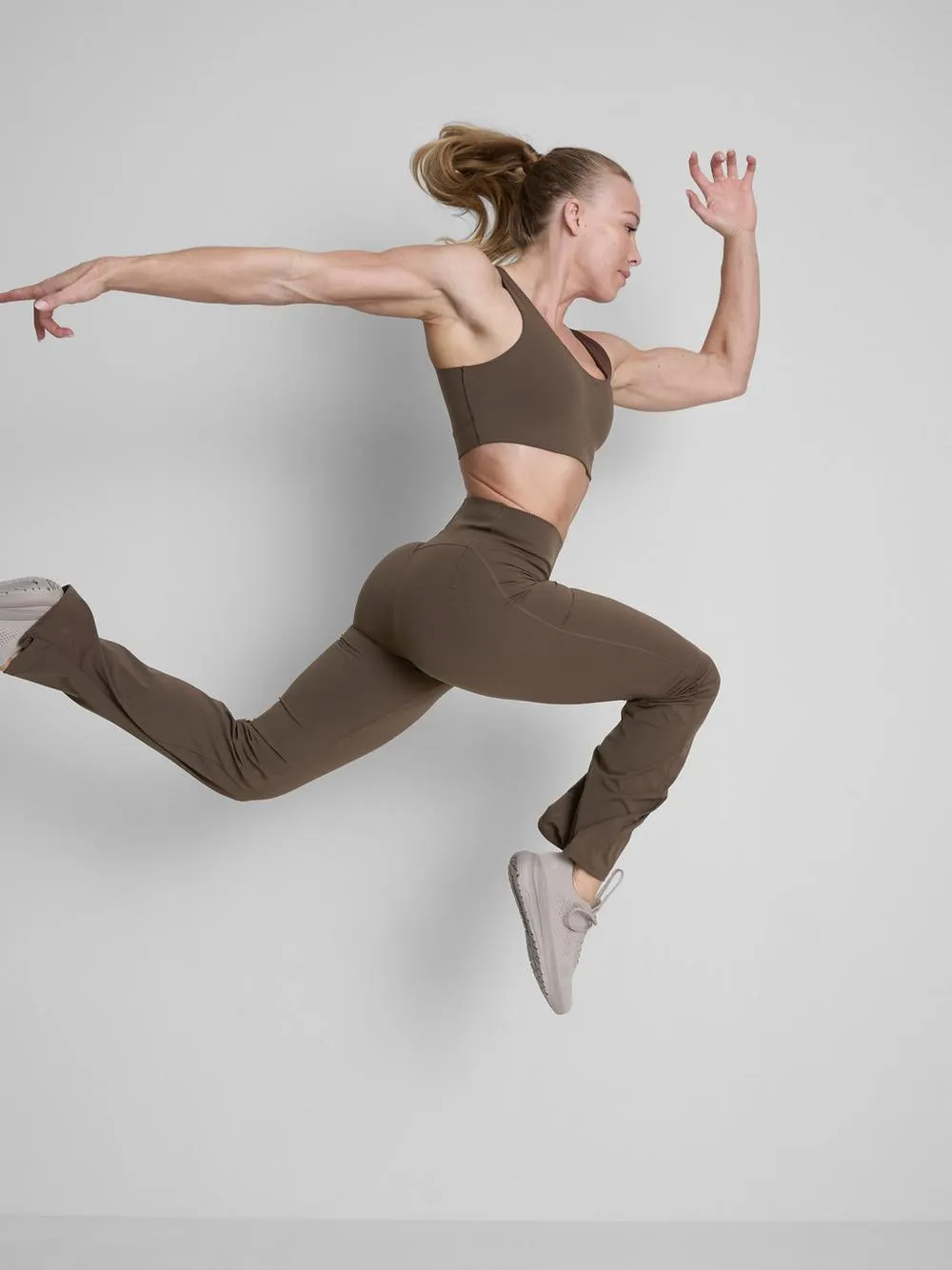 BodySculpt Cut-Out Crop Top