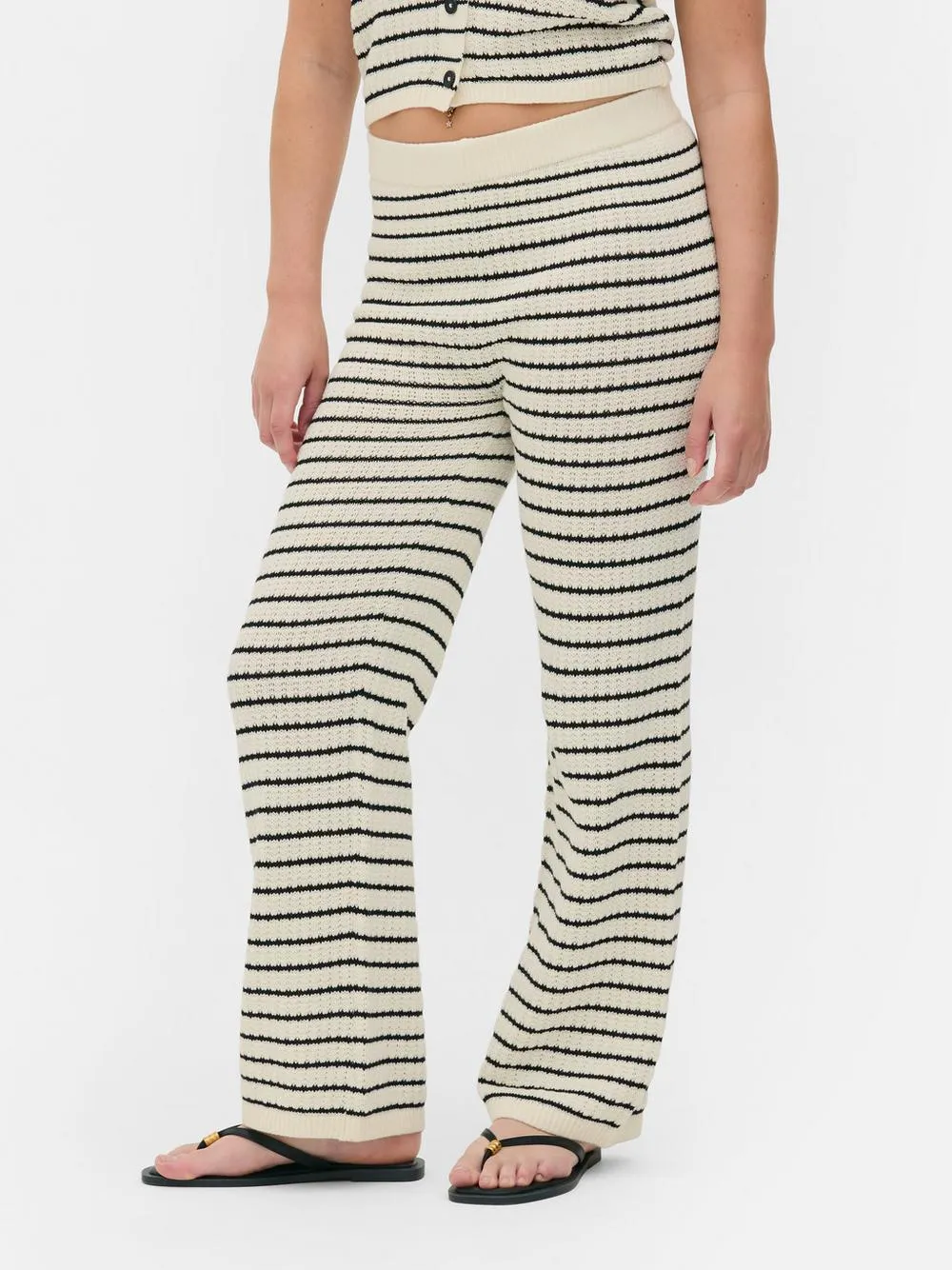 Gestreifte, strukturierte Hose