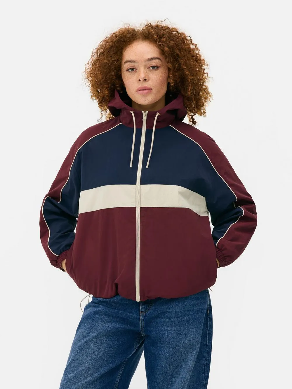 Sportliche Regenjacke in Blockfarben