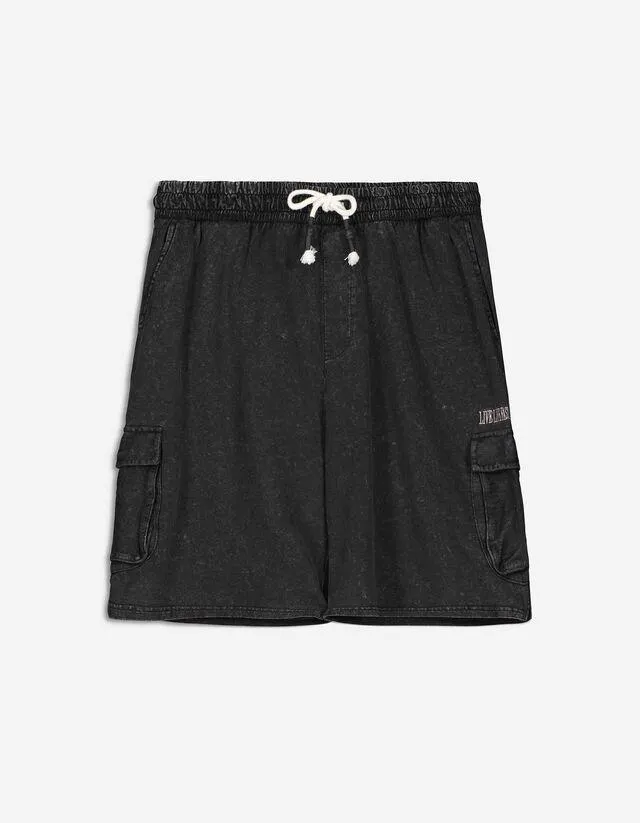 Shorts - Stickereien