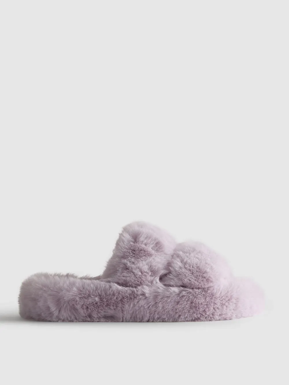 Weiche Hausschuhe mit Riemen