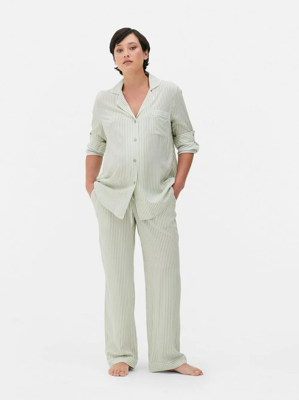 Klassisches Umstandsnachthemd