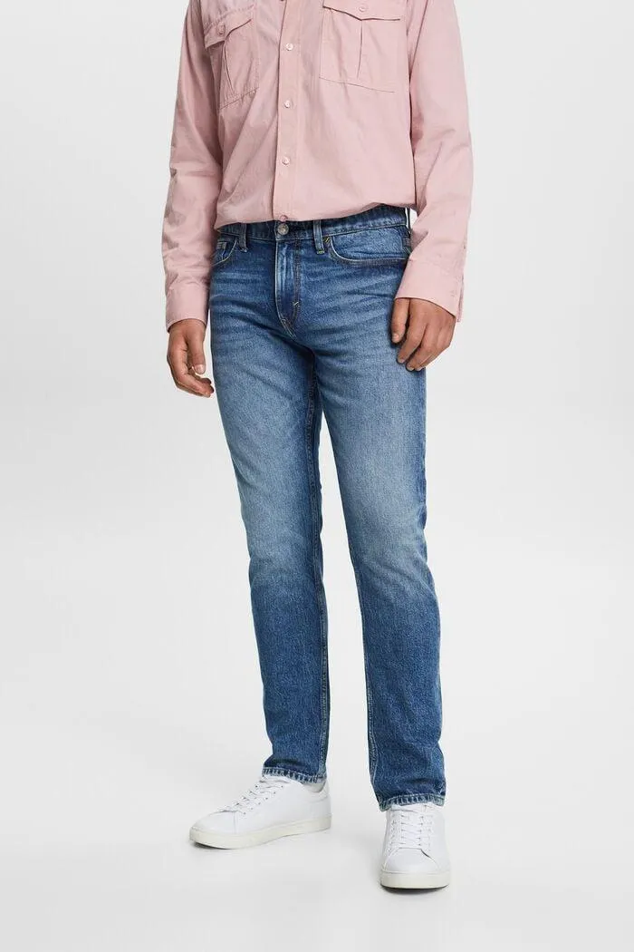 Vaqueros de tiro medio y corte slim