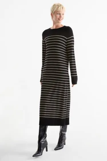 Knitted dress - striped