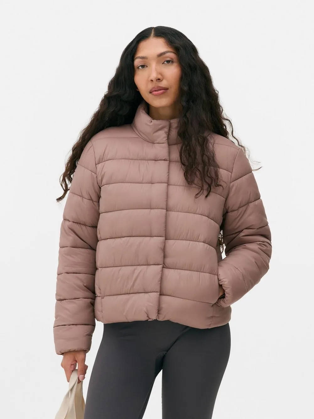 Pufferjacke mit Trichterkragen