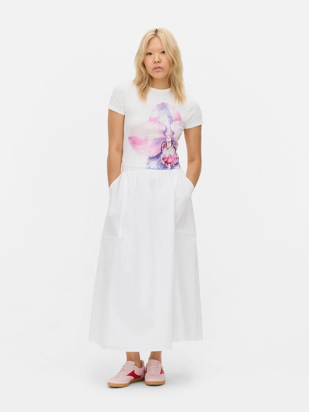 T-Shirt mit Hibiskus-Print