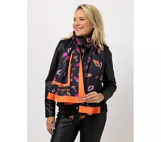 KILIAN KERNER SENSES Tuch, Druckauswahl feiner Twill-Stoff Kussmund-Detail Grösse: ca. 90x190cm