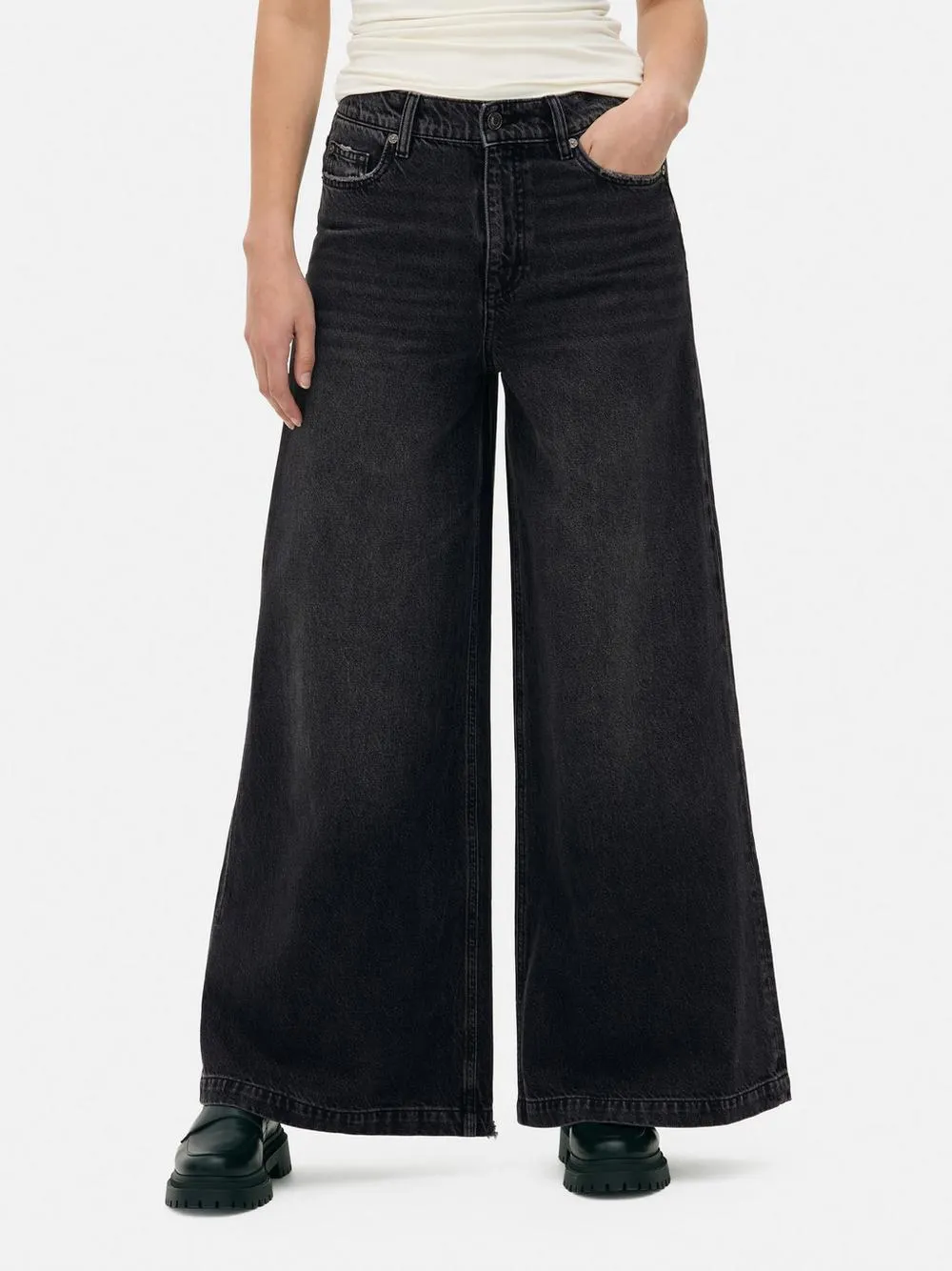 MAJOR FIND | Elasticated High-Waisted Palazzo Jeans
