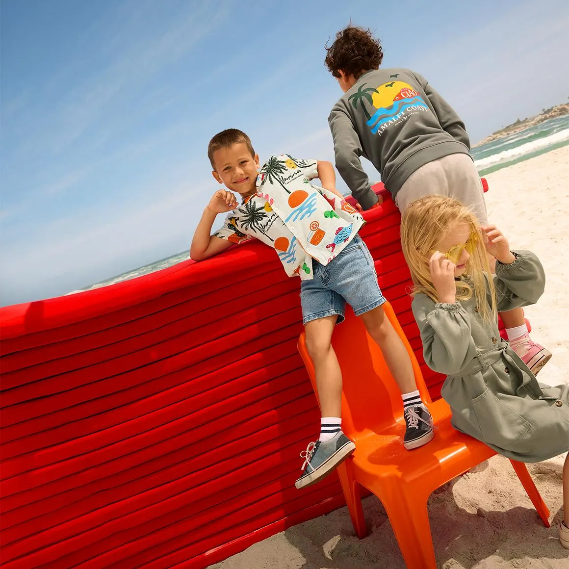 Jungen Sweatshirt mit Urlaubs-Motiven