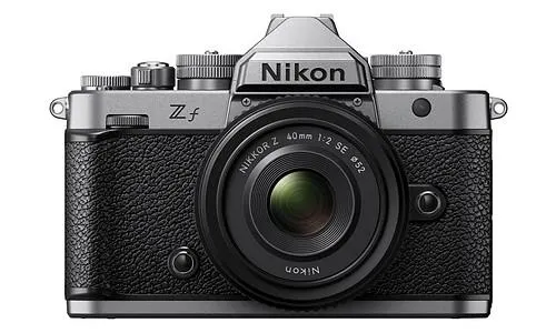 Nikon Z f silber + Z 40/2 SE