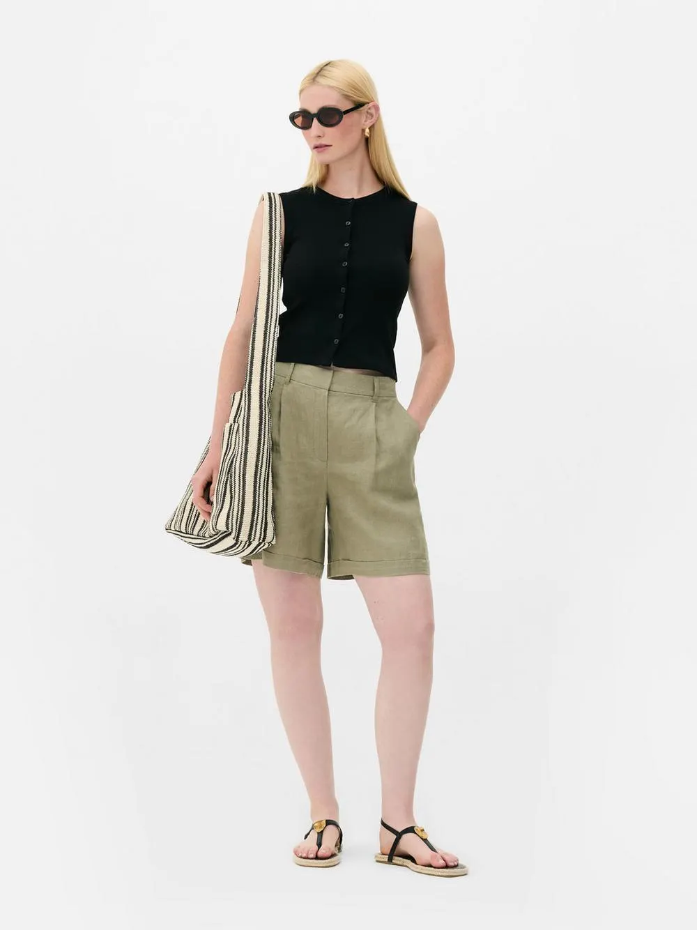 Geripptes Top mit Knopfleiste