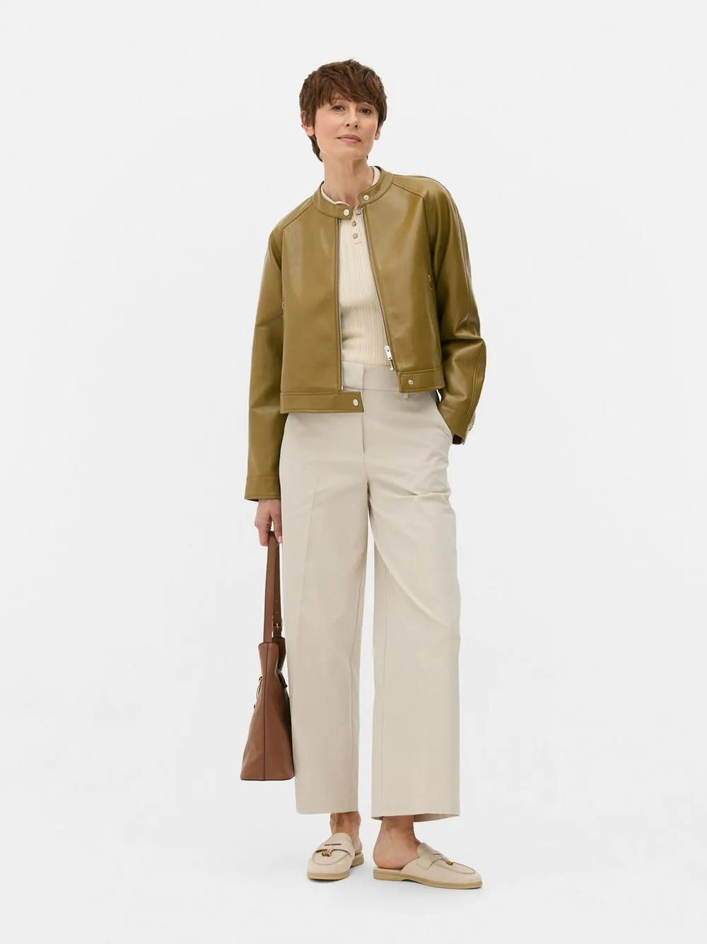 Utility-Hose mit weitem Bein und mittlerer Leibhöhe