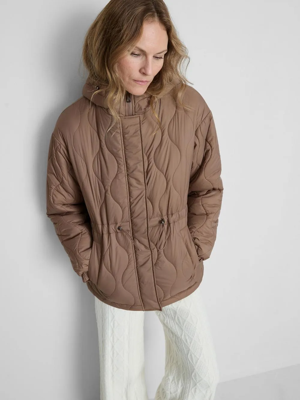 Steppjacke mit Taillenzug