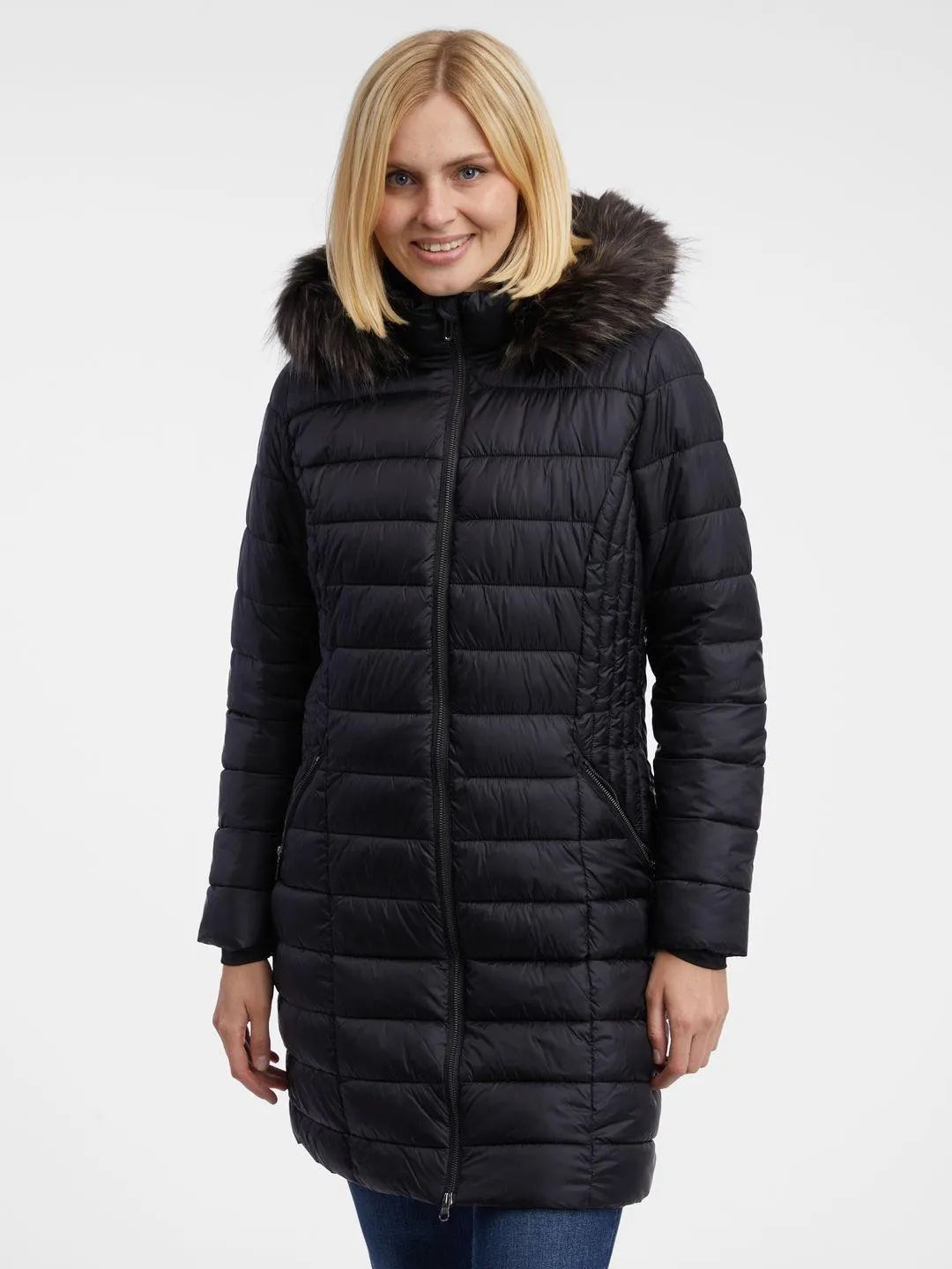 Schwarzer Damen-Steppmantel ORSAY