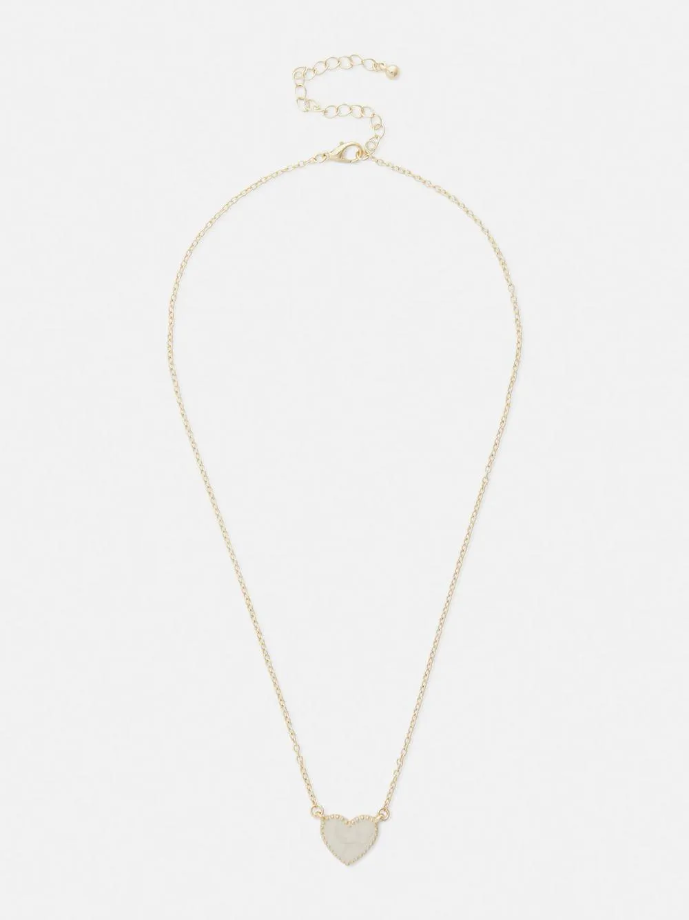 Halskette mit Herzanhänger